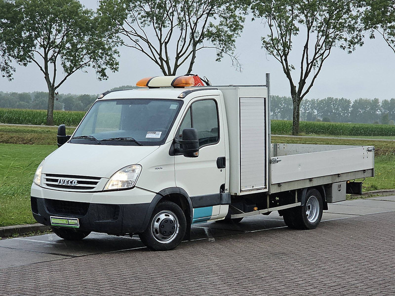 Iveco Daily 40C15 XL FASSI laadkraan - Bortinis automobilis: foto 2 Iveco Daily 40C15 XL FASSI laadkraan - Bortinis automobilis: foto 2