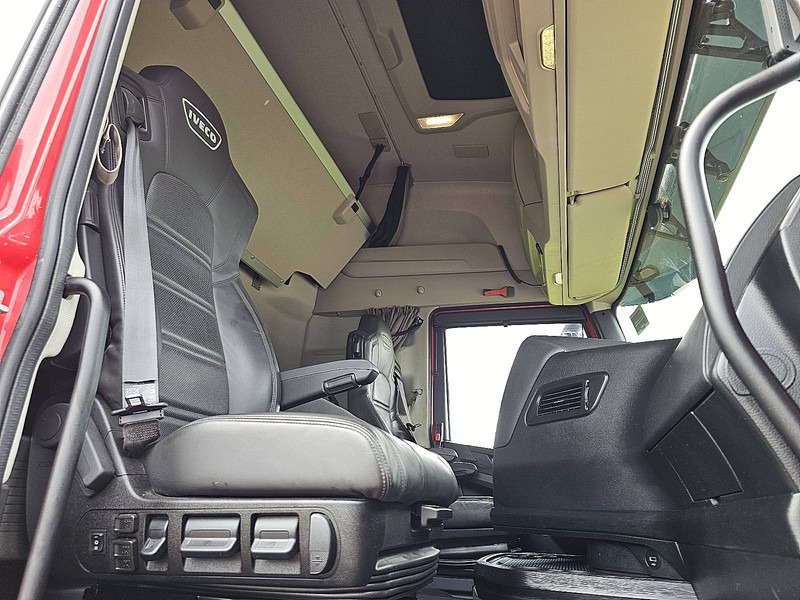 Platforminis/ Bortinis sunkvežimis, Sunkvežimis su kranu Iveco S-WAY AS260S46 6X2-4 HIAB 155-E2: foto 7