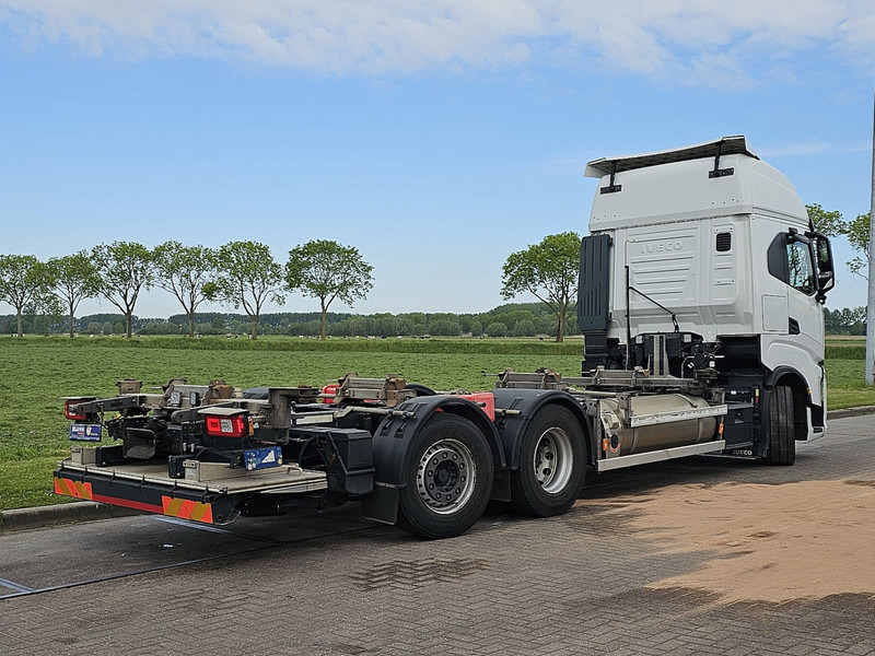 Iveco S-WAY AS260S46 LNG INT. STEERAXLE - Konteineris-vežimus/ Sukeisti kūną sunkvežimis: foto 3 Iveco S-WAY AS260S46 LNG INT. STEERAXLE - Konteineris-vežimus/ Sukeisti kūną sunkvežimis: foto 3