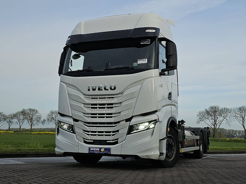 Iveco S-WAY AS260S46 LNG INT. STEERAXLE - Konteineris-vežimus/ Sukeisti kūną sunkvežimis: foto 1 Iveco S-WAY AS260S46 LNG INT. STEERAXLE - Konteineris-vežimus/ Sukeisti kūną sunkvežimis: foto 1