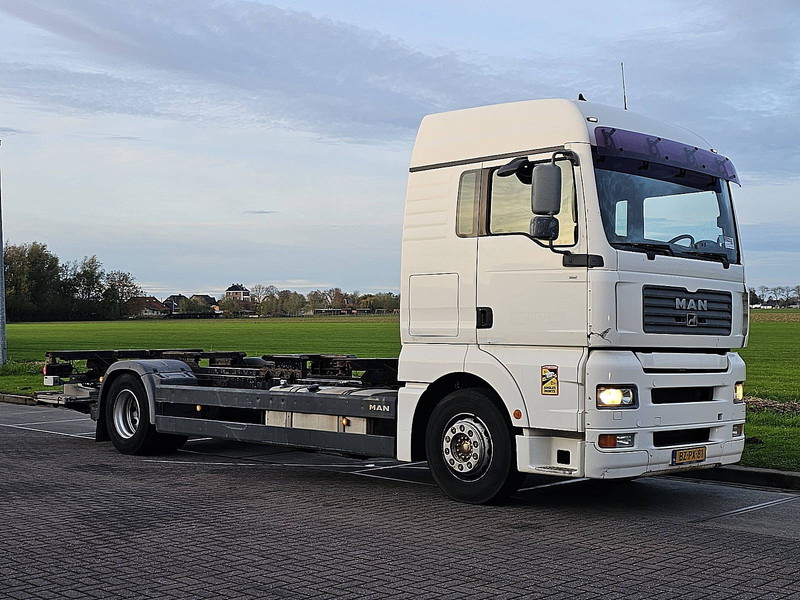 MAN 18.400 TGA XLX LIFT 508DKM NL-T - Konteineris-vežimus/ Sukeisti kūną sunkvežimis: foto 5 MAN 18.400 TGA XLX LIFT 508DKM NL-T - Konteineris-vežimus/ Sukeisti kūną sunkvežimis: foto 5