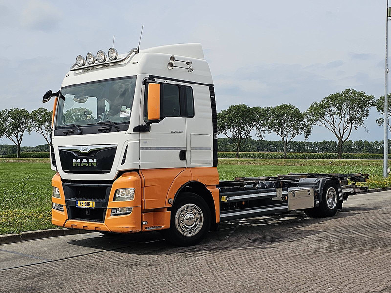 MAN 18.400 TGX XLX 4X2 2T LIFT INT. - Konteineris-vežimus/ Sukeisti kūną sunkvežimis: foto 2 MAN 18.400 TGX XLX 4X2 2T LIFT INT. - Konteineris-vežimus/ Sukeisti kūną sunkvežimis: foto 2