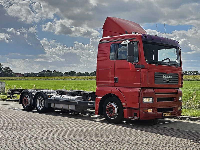 MAN 26.360 TGA XL MANUAL NL-TRUCK - Konteineris-vežimus/ Sukeisti kūną sunkvežimis: foto 5 MAN 26.360 TGA XL MANUAL NL-TRUCK - Konteineris-vežimus/ Sukeisti kūną sunkvežimis: foto 5