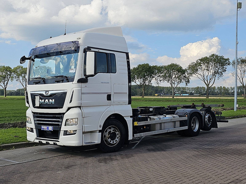 MAN 26.500 TGX - Konteineris-vežimus/ Sukeisti kūną sunkvežimis: foto 2 MAN 26.500 TGX - Konteineris-vežimus/ Sukeisti kūną sunkvežimis: foto 2