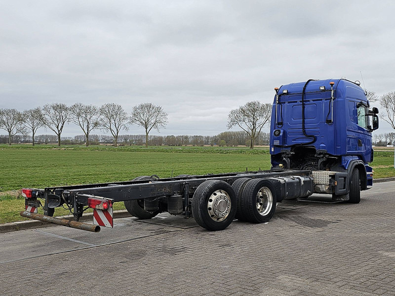 Scania R440 6X2*4 MANUAL RETARDE - Važiuoklės sunkvežimis: foto 3 Scania R440 6X2*4 MANUAL RETARDE - Važiuoklės sunkvežimis: foto 3