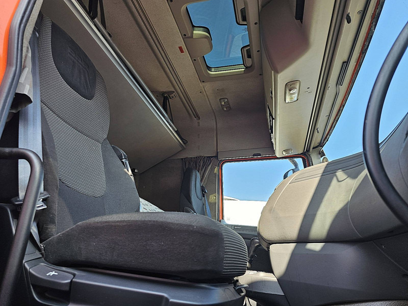 Vilkikas DAF XF 440 SPACECAB MANUAL: foto 7