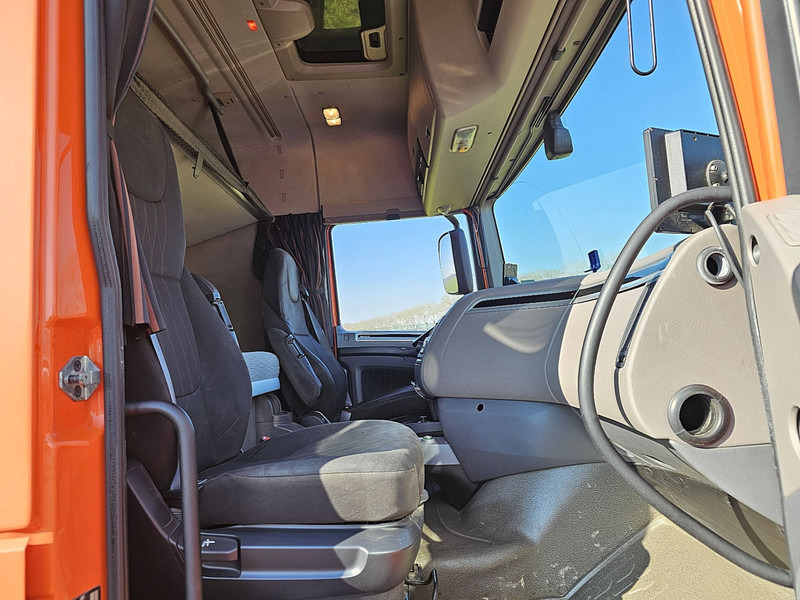 Vilkikas DAF XF 450 SPACECAB 2X TANK: foto 7