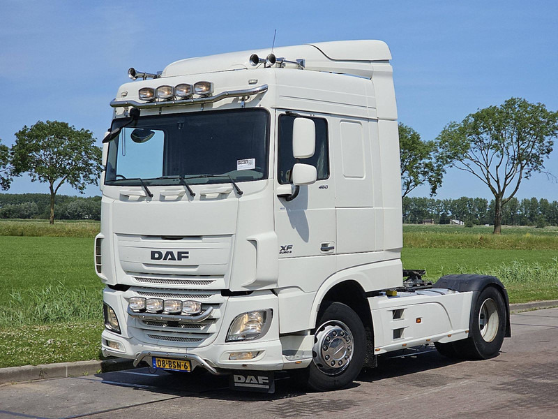 DAF XF 460 - Vilkikas: foto 2 DAF XF 460 - Vilkikas: foto 2