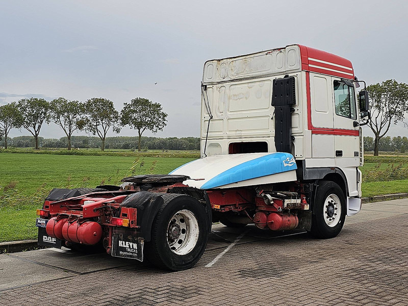 DAF XF 95.380 SPACECAB EURO 2 - Vilkikas: foto 3 DAF XF 95.380 SPACECAB EURO 2 - Vilkikas: foto 3