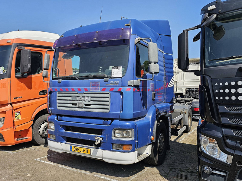 MAN 18.390 TGA LX NL-TRUCK - Vilkikas: foto 2 MAN 18.390 TGA LX NL-TRUCK - Vilkikas: foto 2