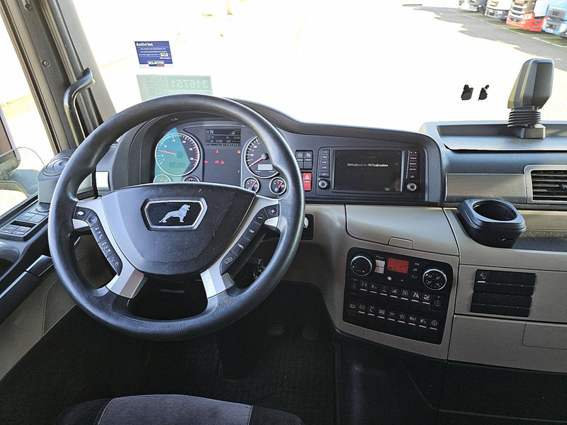 Interior photo 1: Vilkikas MAN 18.420 TGX XLX LLS-U INTARDER