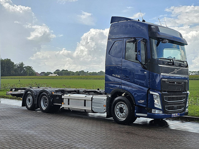 Volvo FH 540 - Konteineris-vežimus/ Sukeisti kūną sunkvežimis: foto 5 Volvo FH 540 - Konteineris-vežimus/ Sukeisti kūną sunkvežimis: foto 5