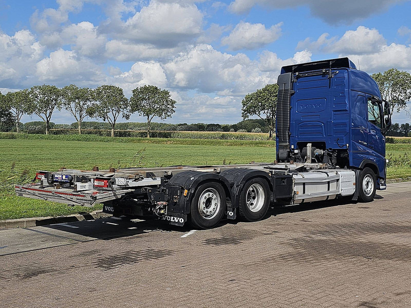Volvo FH 540 - Konteineris-vežimus/ Sukeisti kūną sunkvežimis: foto 3 Volvo FH 540 - Konteineris-vežimus/ Sukeisti kūną sunkvežimis: foto 3
