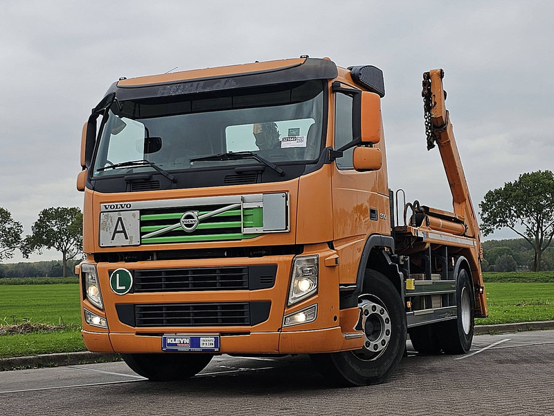 Volvo FM 330 - Nuožulnaus pakėlimo ant platformos sunkvežimis: foto 1 Volvo FM 330 - Nuožulnaus pakėlimo ant platformos sunkvežimis: foto 1