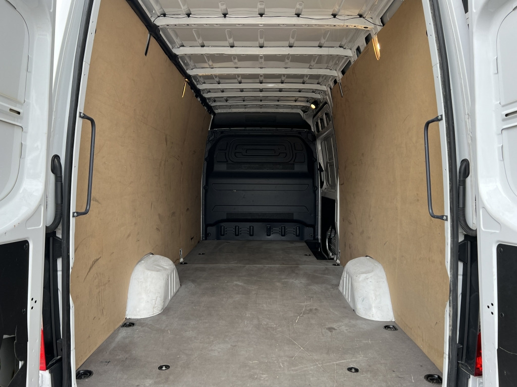 Mercedes-Benz Sprinter 315 CDI Klima Tempomat 3-Sitze 77.000km - Krovininis mikroautobusas: foto 4 Mercedes-Benz Sprinter 315 CDI Klima Tempomat 3-Sitze 77.000km - Krovininis mikroautobusas: foto 4