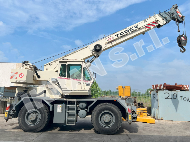 Terex A300 - Šiurkštaus reljefo kranas: foto 1 Terex A300 - Šiurkštaus reljefo kranas: foto 1