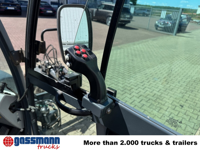 Hako Multicar Citymaster 2000 3B Kehrmaschine 4x2 - Gatvių šlavimo mašina: foto 5 Hako Multicar Citymaster 2000 3B Kehrmaschine 4x2 - Gatvių šlavimo mašina: foto 5