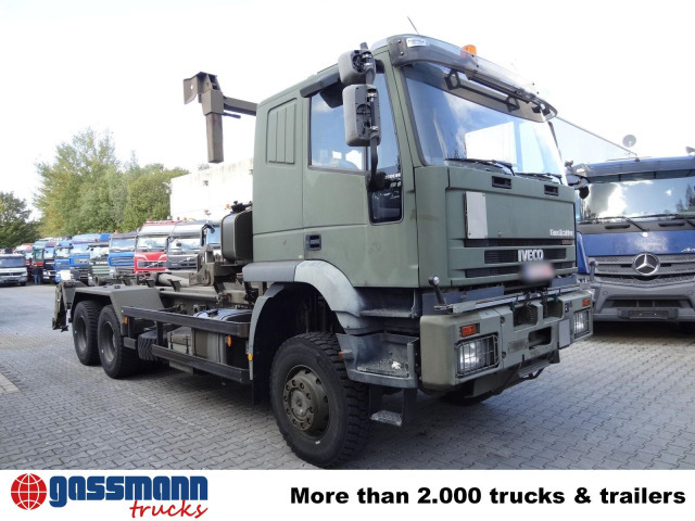 Iveco EuroTrakker 260E44W 6X6, Retarder, ADR - Hook-lift sunkvežimis: foto 2 Iveco EuroTrakker 260E44W 6X6, Retarder, ADR - Hook-lift sunkvežimis: foto 2