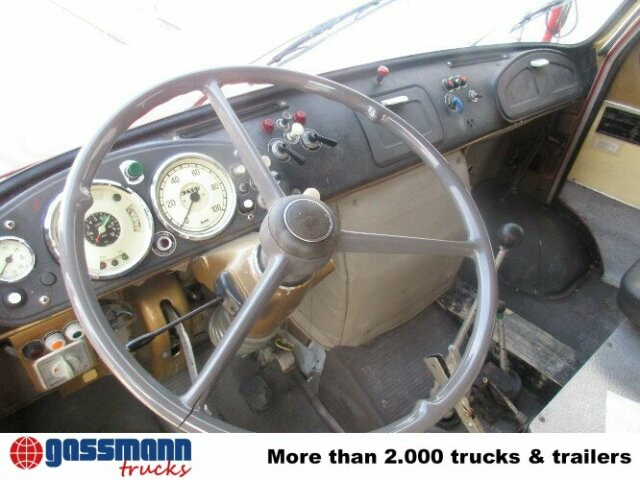 MAN 450 HALF TRO-TLF 16 - Gaisrinė mašina: foto 4 MAN 450 HALF TRO-TLF 16 - Gaisrinė mašina: foto 4