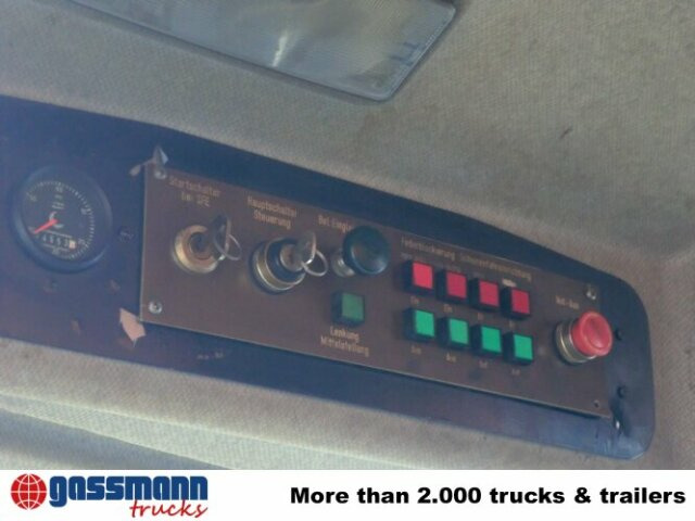 MAN M03 14.152 4x2, Schienenkehrmaschine - Gatvių šlavimo mašina: foto 3 MAN M03 14.152 4x2, Schienenkehrmaschine - Gatvių šlavimo mašina: foto 3