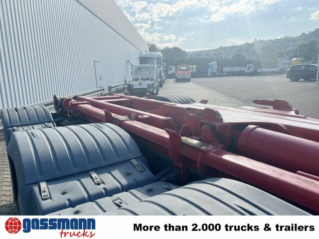 MAN TGA 25.530 8x4-4 BL, Lift-/Lenkachse - Hook-lift sunkvežimis: foto 2 MAN TGA 25.530 8x4-4 BL, Lift-/Lenkachse - Hook-lift sunkvežimis: foto 2