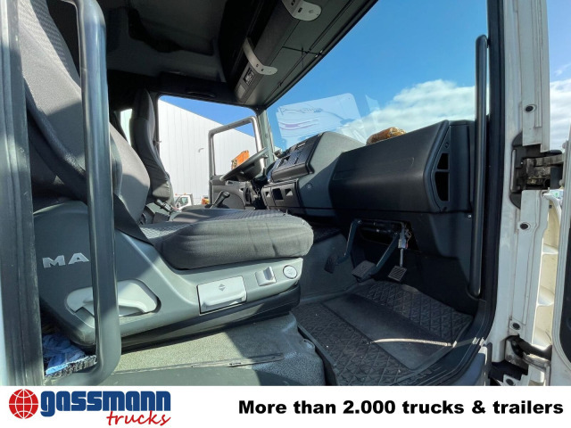 MAN TGM 18.330 4X2 LL, Fahrschulausstattung - Konteineris-vežimus/ Sukeisti kūną sunkvežimis: foto 5 MAN TGM 18.330 4X2 LL, Fahrschulausstattung - Konteineris-vežimus/ Sukeisti kūną sunkvežimis: foto 5