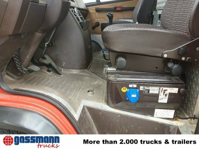 Mercedes-Benz 814 D TLF 8/6 4x2, DOKA, Feuerwehr - Gaisrinė mašina: foto 2 Mercedes-Benz 814 D TLF 8/6 4x2, DOKA, Feuerwehr - Gaisrinė mašina: foto 2