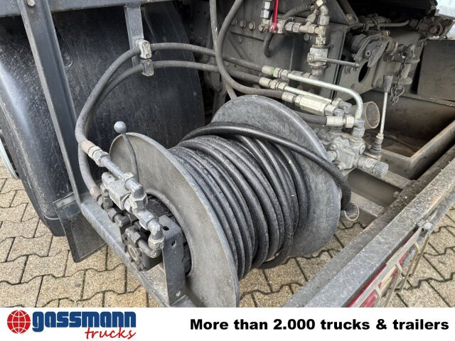 Mercedes-Benz Actros 2536 L 6x2, Müller Saug- und Spülwagen - Gatvių šlavimo mašina: foto 4 Mercedes-Benz Actros 2536 L 6x2, Müller Saug- und Spülwagen - Gatvių šlavimo mašina: foto 4