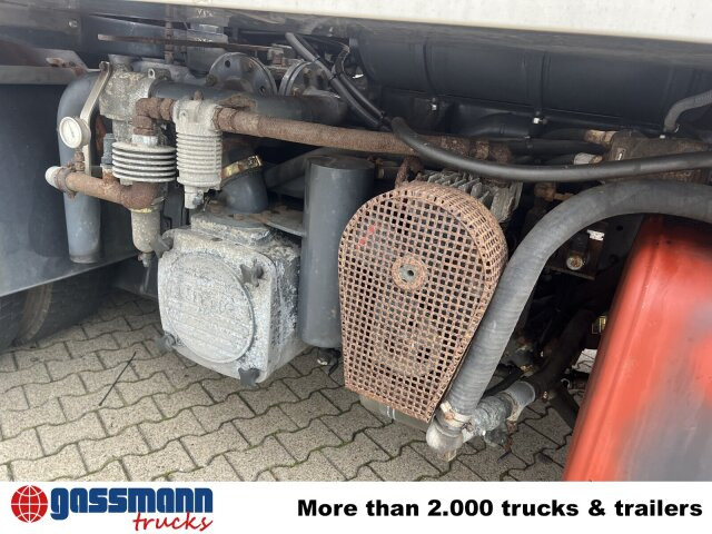 Mercedes-Benz Actros 2541 L 6x2, Lenkachse, Küller Saug- und - Gatvių šlavimo mašina: foto 2 Mercedes-Benz Actros 2541 L 6x2, Lenkachse, Küller Saug- und - Gatvių šlavimo mašina: foto 2