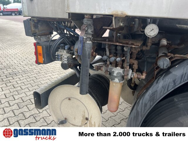 Mercedes-Benz Actros 2541 L 6x2, Lenkachse, Küller Saug- und - Gatvių šlavimo mašina: foto 4 Mercedes-Benz Actros 2541 L 6x2, Lenkachse, Küller Saug- und - Gatvių šlavimo mašina: foto 4
