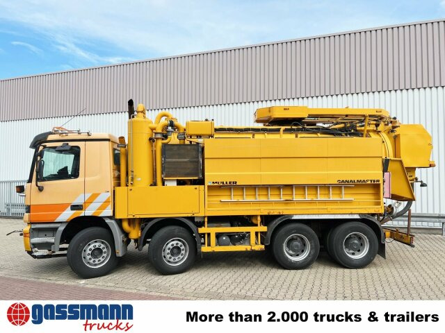 Mercedes-Benz Actros 3243 K 8x4/4, Müller Saug- und - Gatvių šlavimo mašina: foto 3 Mercedes-Benz Actros 3243 K 8x4/4, Müller Saug- und - Gatvių šlavimo mašina: foto 3