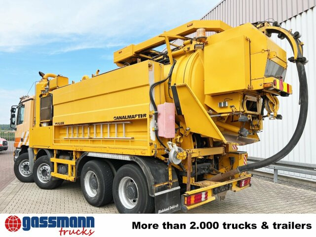 Mercedes-Benz Actros 3243 K 8x4/4, Müller Saug- und - Gatvių šlavimo mašina: foto 2 Mercedes-Benz Actros 3243 K 8x4/4, Müller Saug- und - Gatvių šlavimo mašina: foto 2