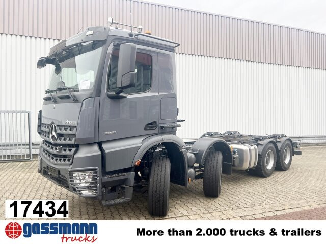Mercedes-Benz Arocs 3251 L 8x4/4, mit Motorabtrieb C plus NA - Važiuoklės sunkvežimis: foto 1 Mercedes-Benz Arocs 3251 L 8x4/4, mit Motorabtrieb C plus NA - Važiuoklės sunkvežimis: foto 1