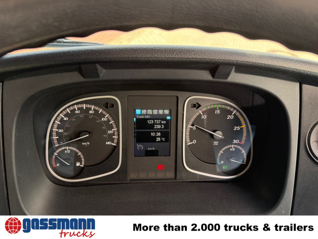 Mercedes-Benz Atego 1524 LKO 4x2, Kehrmaschine FAUN Viajet 6RH - Gatvių šlavimo mašina: foto 5 Mercedes-Benz Atego 1524 LKO 4x2, Kehrmaschine FAUN Viajet 6RH - Gatvių šlavimo mašina: foto 5