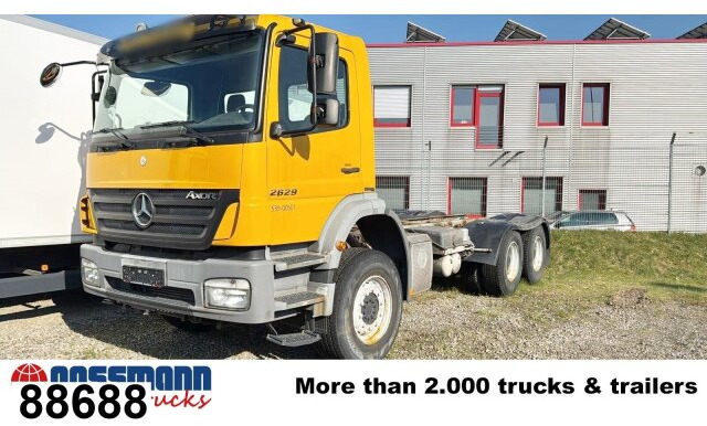 Mercedes-Benz Axor 2629 K 6x4, PTO, Steel, Manual, 6-Zylinder - Važiuoklės sunkvežimis: foto 1 Mercedes-Benz Axor 2629 K 6x4, PTO, Steel, Manual, 6-Zylinder - Važiuoklės sunkvežimis: foto 1