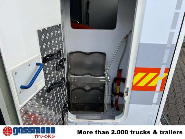 Mercedes-Benz Sprinter 313 CDI 4x2, Rettungswagen - Krovininis mikroautobusas: foto 2 Mercedes-Benz Sprinter 313 CDI 4x2, Rettungswagen - Krovininis mikroautobusas: foto 2