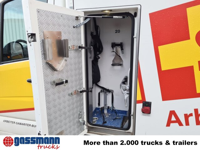 Mercedes-Benz Sprinter 516 CDI 4x2, Rettungswagen - Krovininis mikroautobusas: foto 4 Mercedes-Benz Sprinter 516 CDI 4x2, Rettungswagen - Krovininis mikroautobusas: foto 4