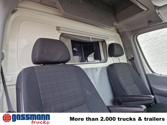 Mercedes-Benz Sprinter 516 CDI 4x2, Rettungswagen - Krovininis mikroautobusas: foto 5 Mercedes-Benz Sprinter 516 CDI 4x2, Rettungswagen - Krovininis mikroautobusas: foto 5