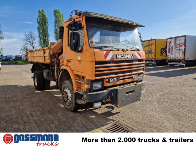 Savivartis sunkvežimis, Sunkvežimis su kranu Scania 93H 250 4x4 mit Kran Palfinger PK8000,: foto 8