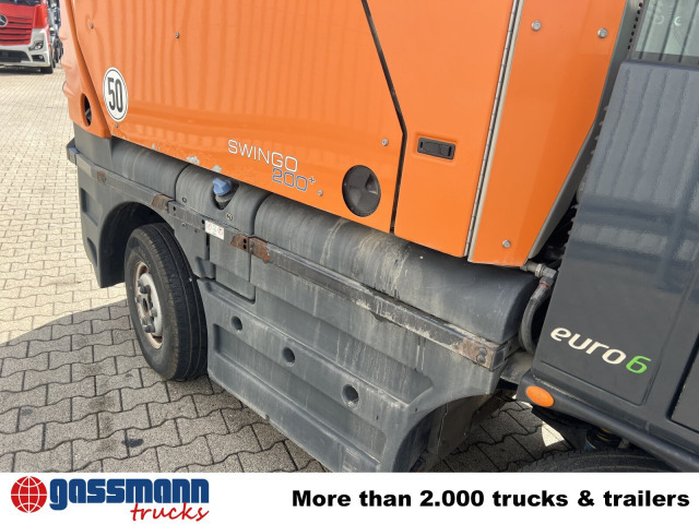 Schmidt Swingo Compact 200 4x2, Kehrmaschine - Gatvių šlavimo mašina: foto 4 Schmidt Swingo Compact 200 4x2, Kehrmaschine - Gatvių šlavimo mašina: foto 4