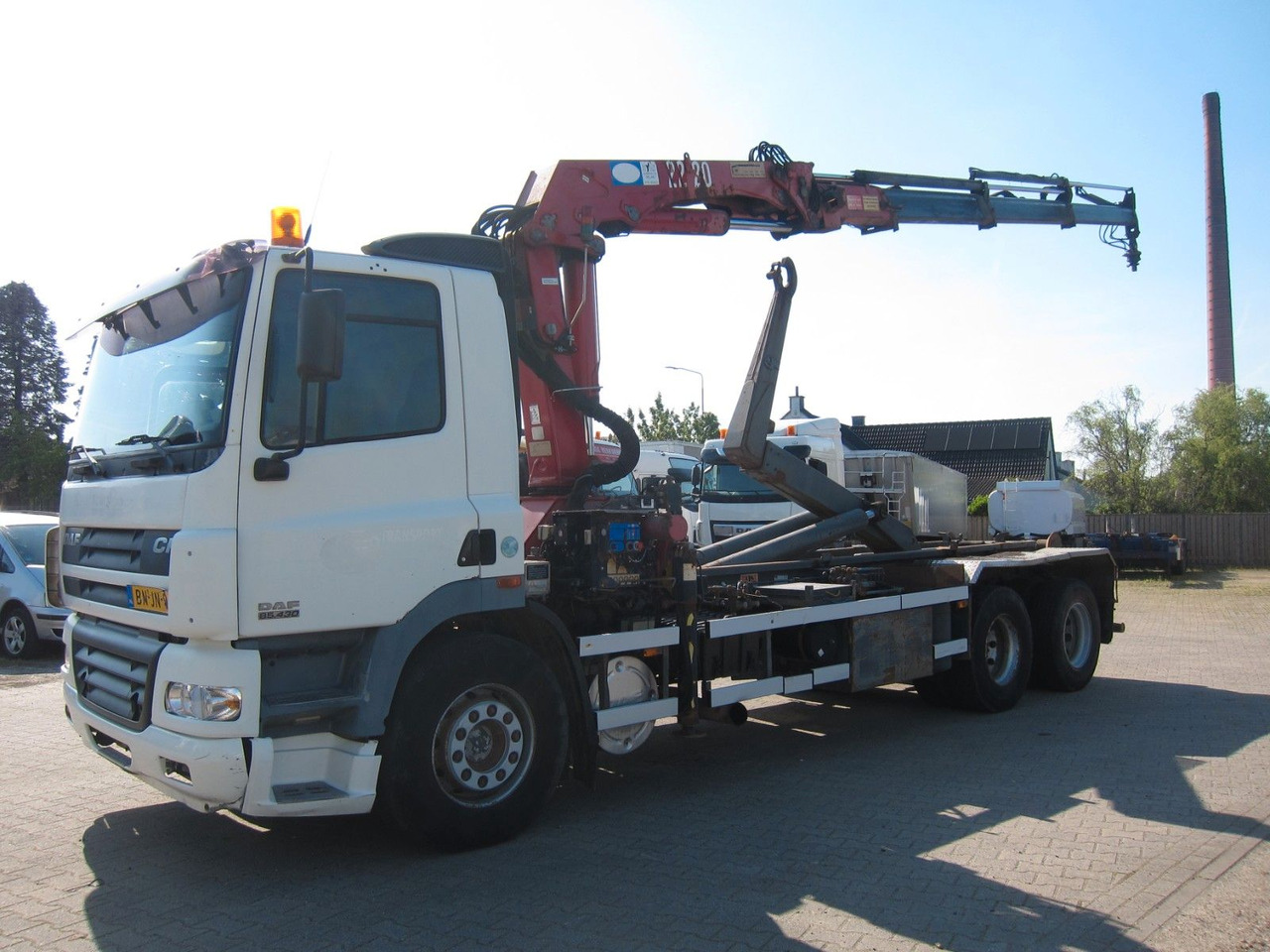 DAF CF 85 480 6x2 HMF 2220 3xhydr Remote Manual E3 - Hook-lift sunkvežimis, Sunkvežimis su kranu: foto 2 DAF CF 85 480 6x2 HMF 2220 3xhydr Remote Manual E3 - Hook-lift sunkvežimis, Sunkvežimis su kranu: foto 2