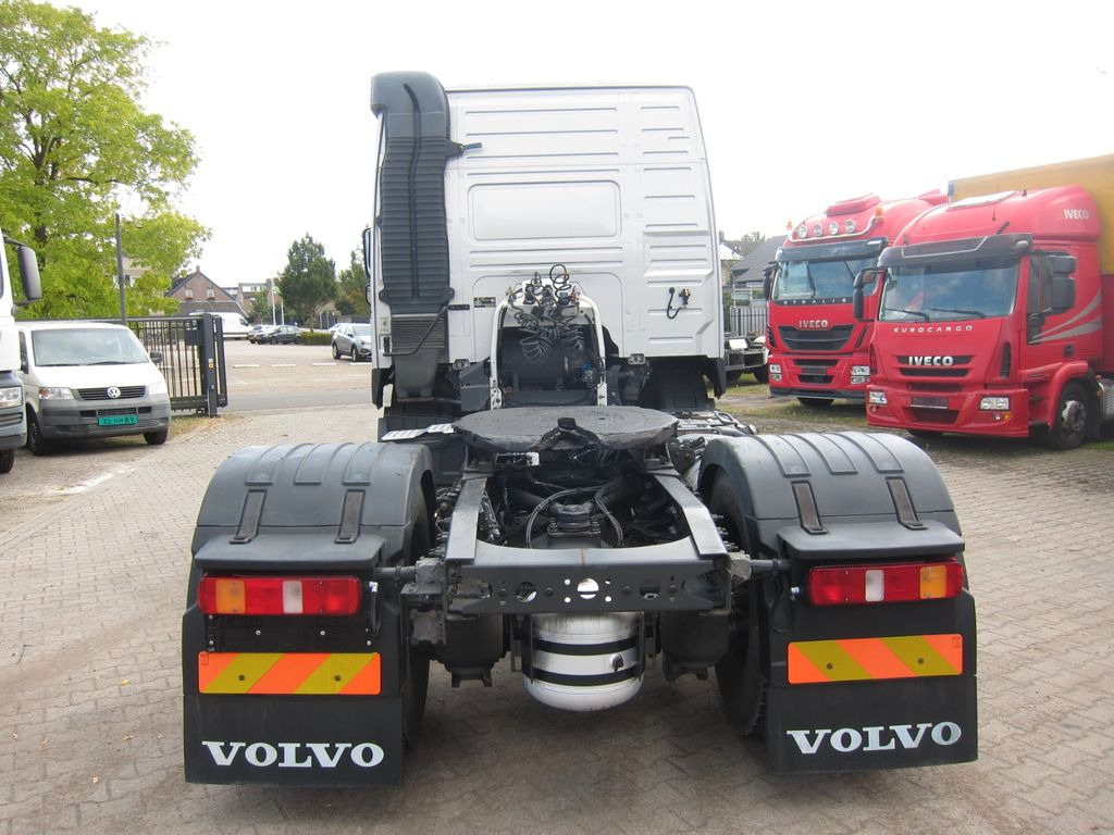 Volvo FM 410 Globe ADR PTO 600tkm Top! - Vilkikas: foto 5 Volvo FM 410 Globe ADR PTO 600tkm Top! - Vilkikas: foto 5