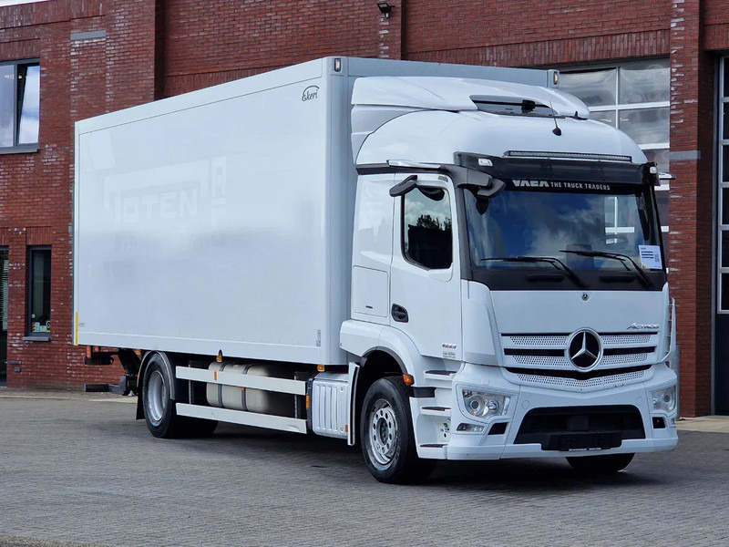 Mercedes-Benz Actros 1833 4x2 - Box with sidedoors - Loadlift - Full air - Mirror cam - Furgonas sunkvežimis: foto 1 Mercedes-Benz Actros 1833 4x2 - Box with sidedoors - Loadlift - Full air - Mirror cam - Furgonas sunkvežimis: foto 1