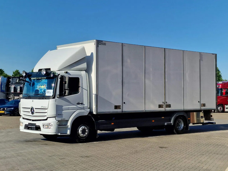 Mercedes-Benz Atego 1524 Box with sidedoors - Zepro loadlift - Full air - Euro 6 - Automatic - Camera system - Furgonas sunkvežimis: foto 3 Mercedes-Benz Atego 1524 Box with sidedoors - Zepro loadlift - Full air - Euro 6 - Automatic - Camera system - Furgonas sunkvežimis: foto 3