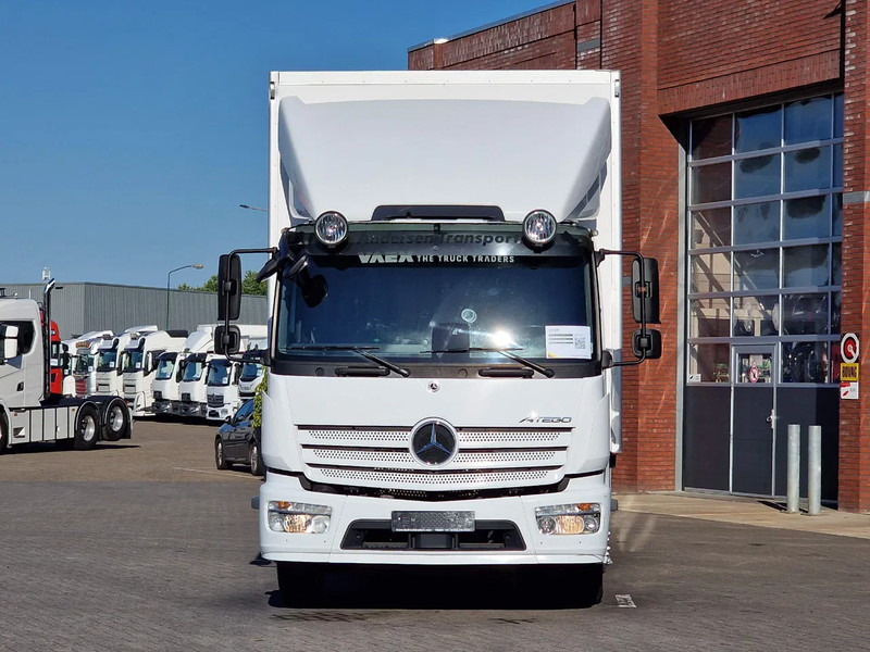 Mercedes-Benz Atego 1524 Box with sidedoors - Zepro loadlift - Full air - Euro 6 - Automatic - Camera system - Furgonas sunkvežimis: foto 2 Mercedes-Benz Atego 1524 Box with sidedoors - Zepro loadlift - Full air - Euro 6 - Automatic - Camera system - Furgonas sunkvežimis: foto 2