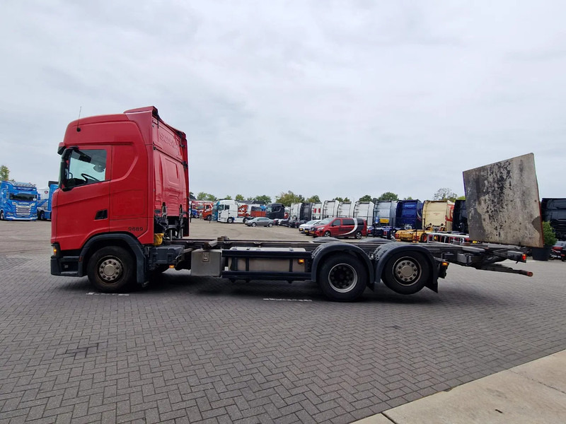 Scania S500 NGS Highline 6x2 - BDF - Full air - Loadlift - Navi - Retarder - Konteineris-vežimus/ Sukeisti kūną sunkvežimis: foto 4 Scania S500 NGS Highline 6x2 - BDF - Full air - Loadlift - Navi - Retarder - Konteineris-vežimus/ Sukeisti kūną sunkvežimis: foto 4