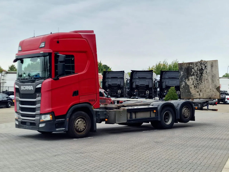 Scania S500 NGS Highline 6x2 - BDF - Full air - Loadlift - Navi - Retarder - Konteineris-vežimus/ Sukeisti kūną sunkvežimis: foto 3 Scania S500 NGS Highline 6x2 - BDF - Full air - Loadlift - Navi - Retarder - Konteineris-vežimus/ Sukeisti kūną sunkvežimis: foto 3