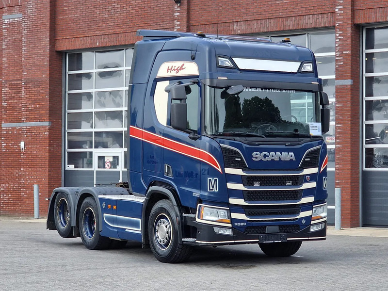 Scania R520 V8 NGS Highline 6x2 - PTO/Hydraulic - Full air - 2.95 WB - Navi - Fridge - Sliding 5th wheel - Vilkikas: foto 1 Scania R520 V8 NGS Highline 6x2 - PTO/Hydraulic - Full air - 2.95 WB - Navi - Fridge - Sliding 5th wheel - Vilkikas: foto 1