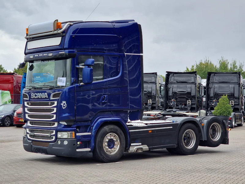 Scania R580 V8 Topline 6x2 - Retarder - PTO/Hydraulic - Full air - Leather - Navi - Vilkikas: foto 3 Scania R580 V8 Topline 6x2 - Retarder - PTO/Hydraulic - Full air - Leather - Navi - Vilkikas: foto 3