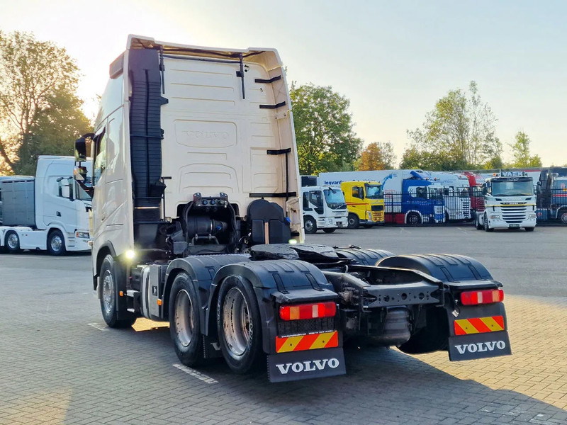 Volvo FH 13.500 Globetrotter XL 6x2 - Full air - 3.20 WB - MA VIN - Low KM - Leather - Vilkikas: foto 5 Volvo FH 13.500 Globetrotter XL 6x2 - Full air - 3.20 WB - MA VIN - Low KM - Leather - Vilkikas: foto 5